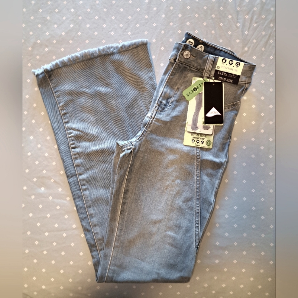 new REWASH JEANS flare HIGH RISE ultra stretch BRAND NEW